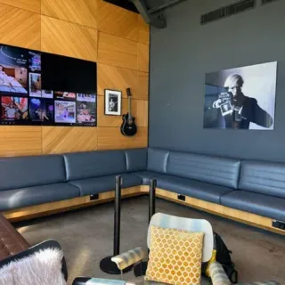 Instagram post 17880132111200676